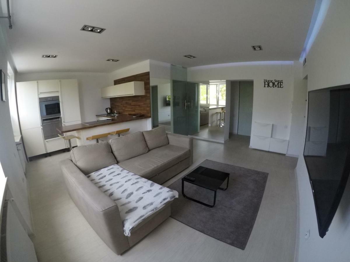 Nowoczesny Apartament III Al. Nmp Częstochowa Esterno foto