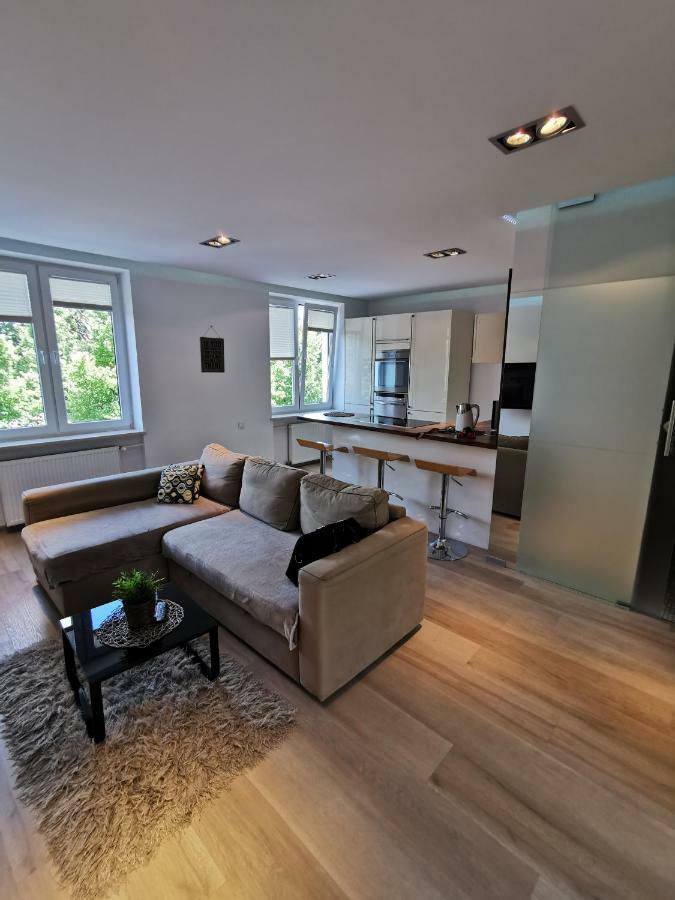 Nowoczesny Apartament III Al. Nmp Częstochowa Esterno foto