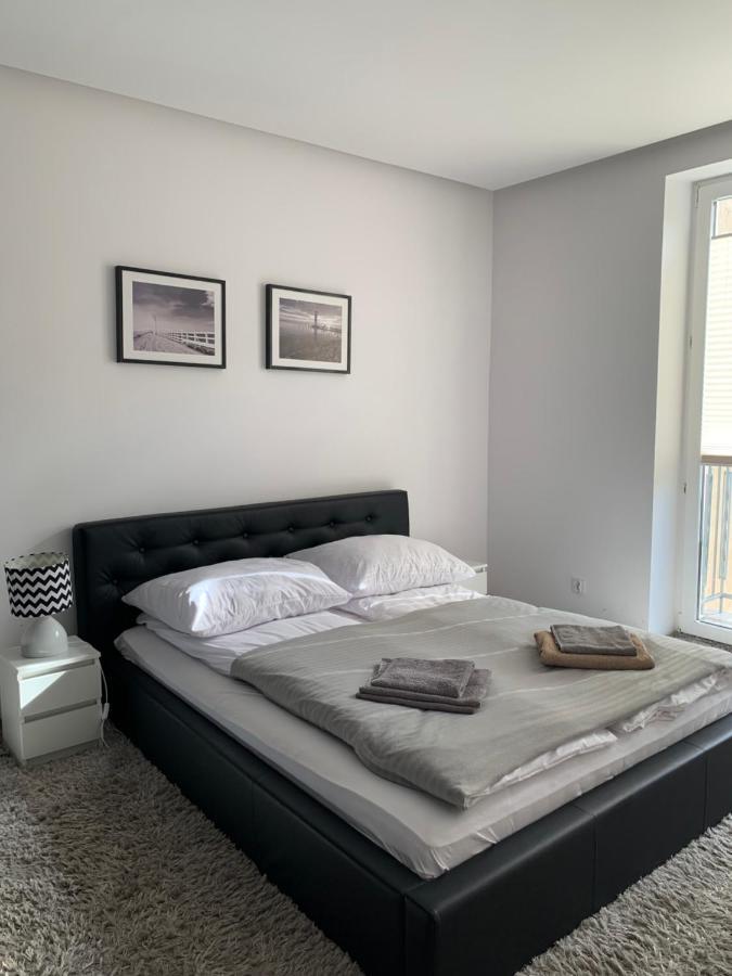 Nowoczesny Apartament III Al. Nmp Częstochowa Esterno foto